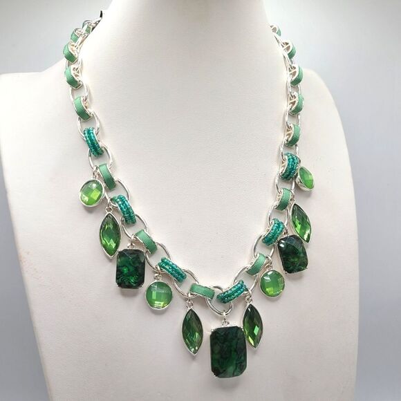 Vintage Napier Rhinestone Necklace, Green Silver Toned Adjustable - Picture 1 of 5